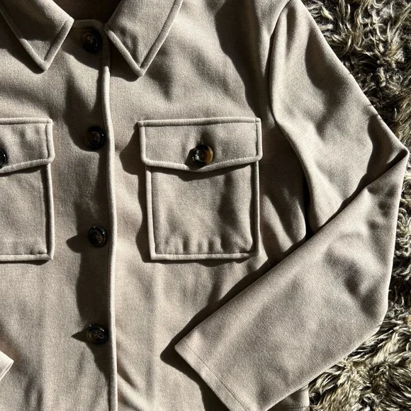 Vero Moda Cropped Jacket/Shacket - Picture 3 of 6